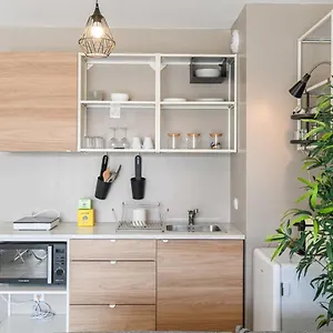  Appartement Avec Terrasse Et Parking A 2 Min Du Metro